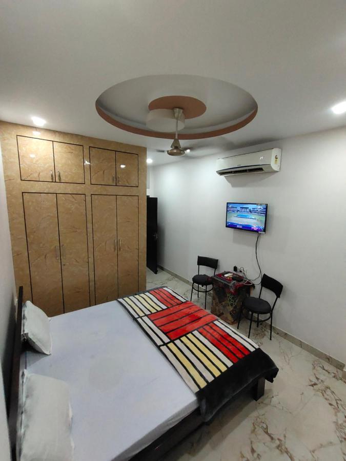 Aroma Homestay Udaipur Bagian luar foto
